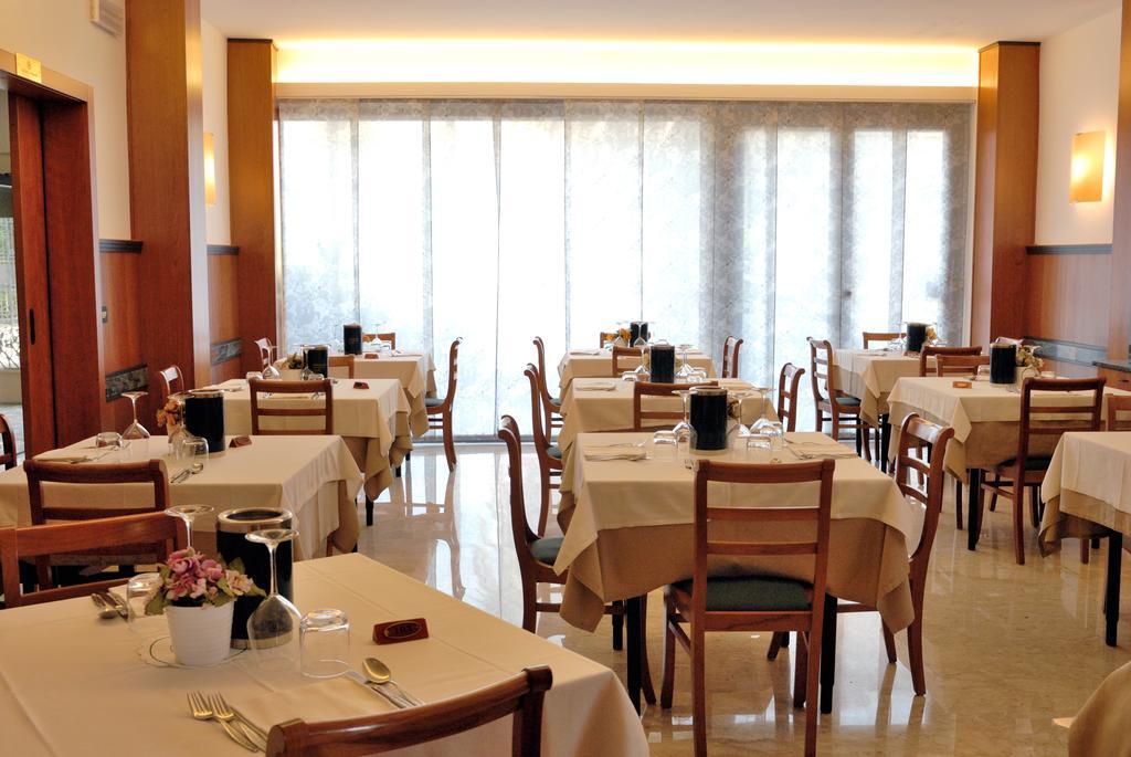 Hotel Sole Giulianova Extérieur photo