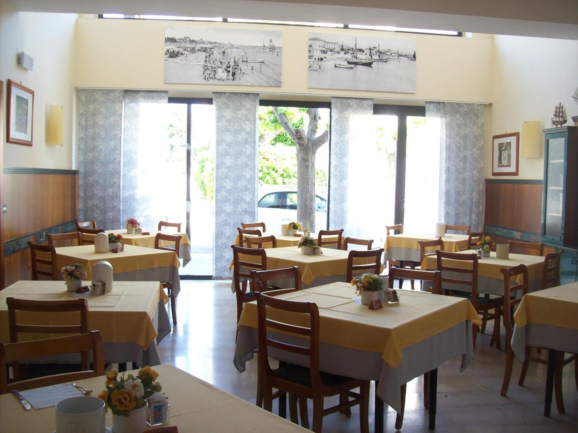 Hotel Sole Giulianova Extérieur photo